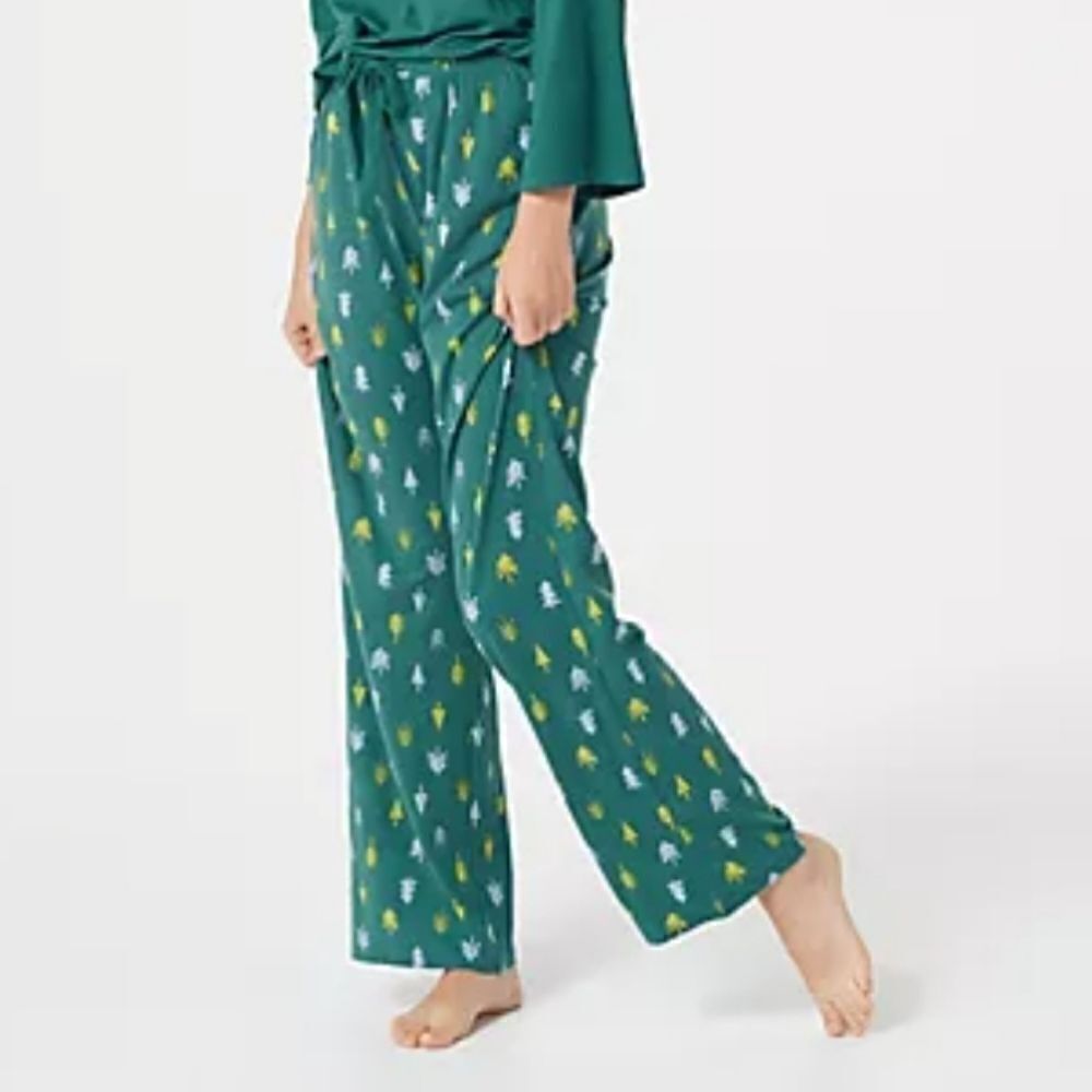 Any Body Green Pajama Pants Tree Print Size Medium